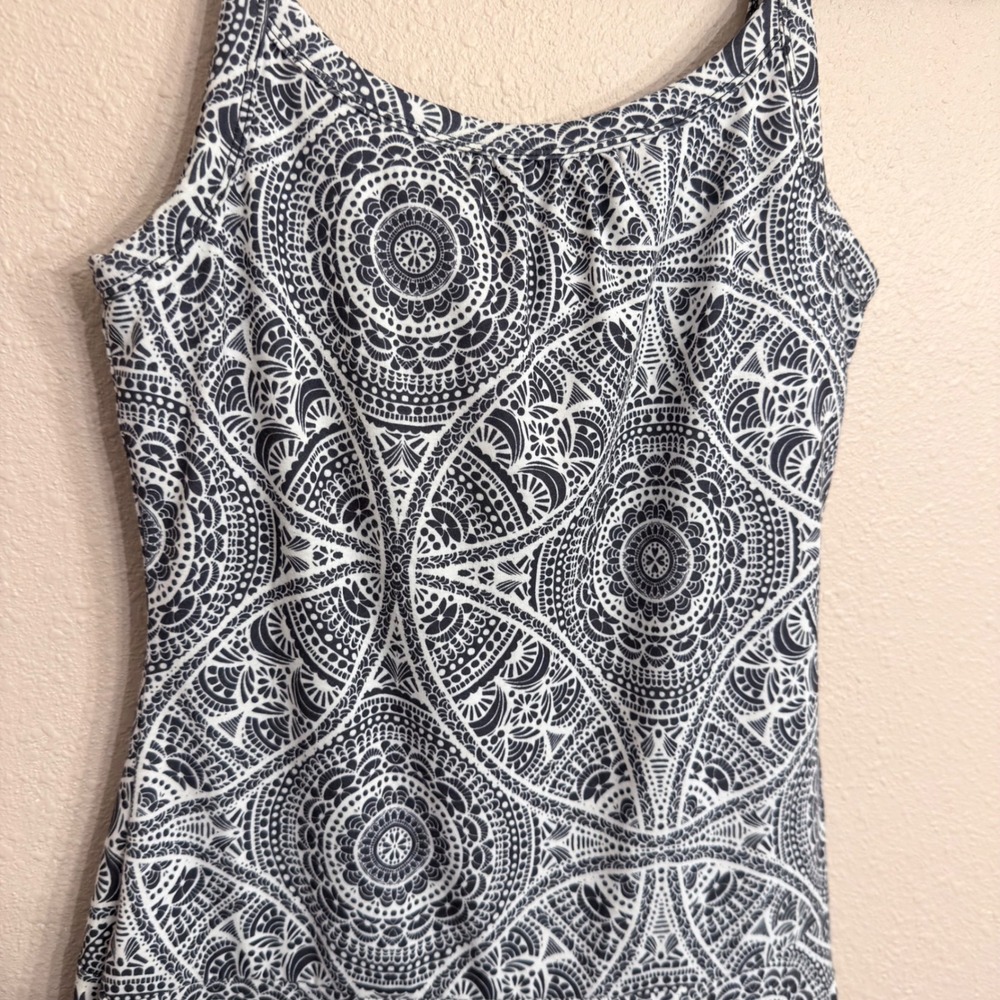 Prana Quinn Dress Small Black White Mandala Print Shelf Bra Tiered Mini Dress - Picture 2 of 9
